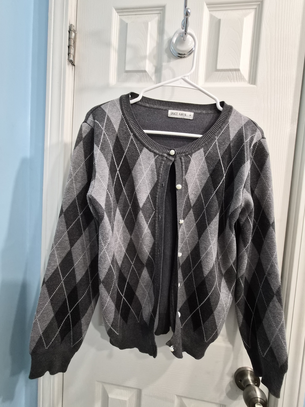 Grace Karin Gray Argyle Button-Up Cardigan